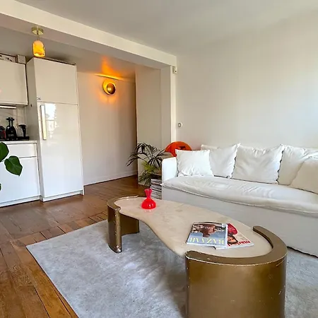 Colombier Apartment Paris