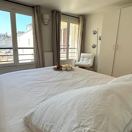 Daire Colombier Paris