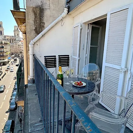 Apartment Colombier